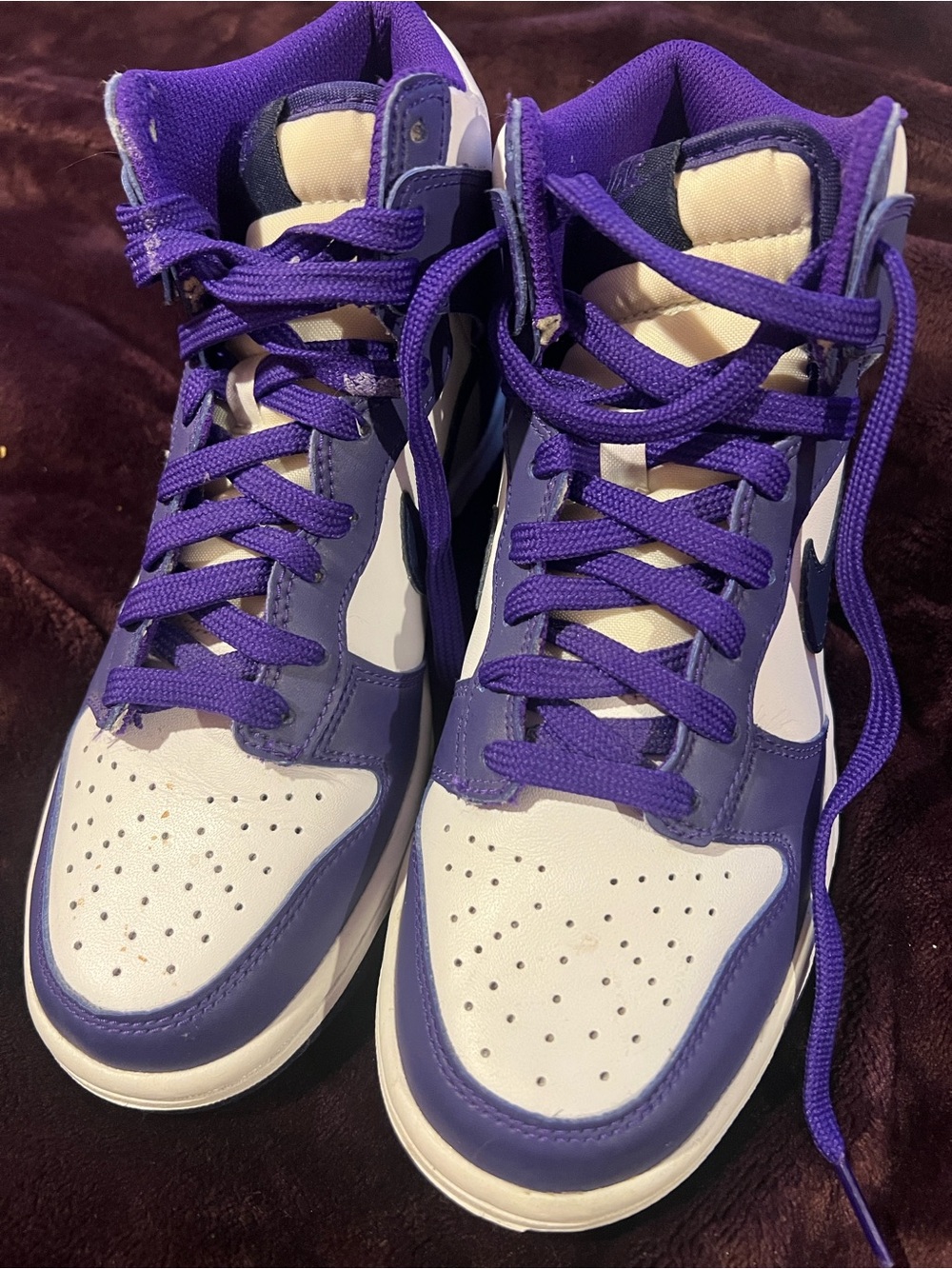 Youth  Nike. High-Top Sneakers in Purple and White size 5.5 years